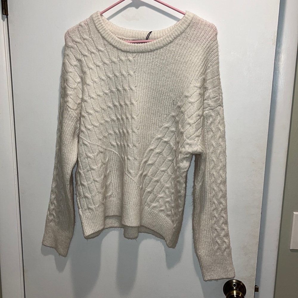 Kendall + Kylie white sweater